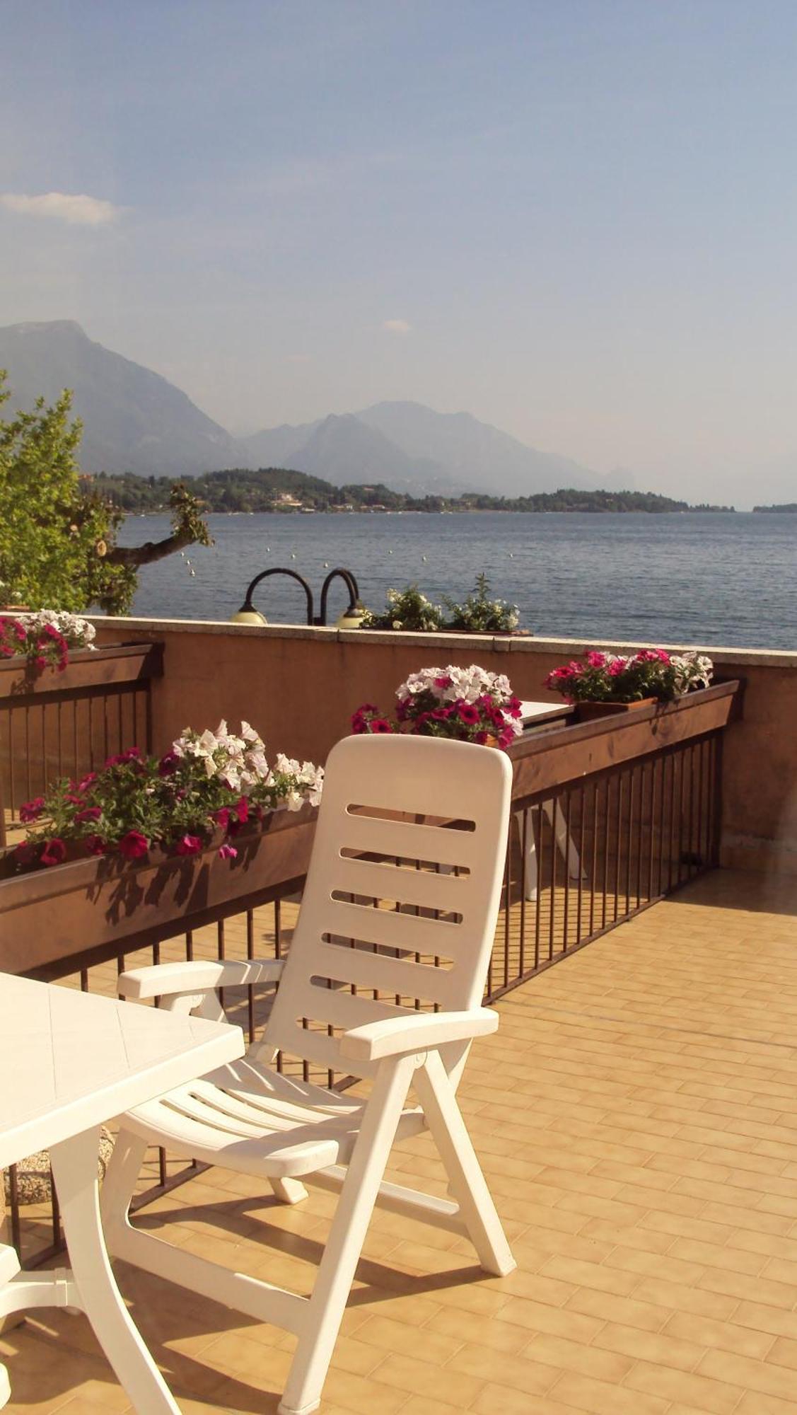 Bellerive Ristorante Albergo Manerba del Garda Bagian luar foto