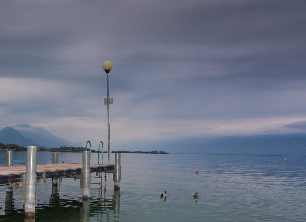 Bellerive Ristorante Albergo Manerba del Garda Bagian luar foto