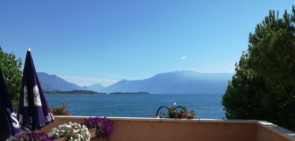 Bellerive Ristorante Albergo Manerba del Garda Bagian luar foto