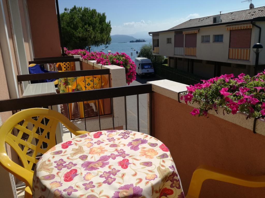 Bellerive Ristorante Albergo Manerba del Garda Bagian luar foto